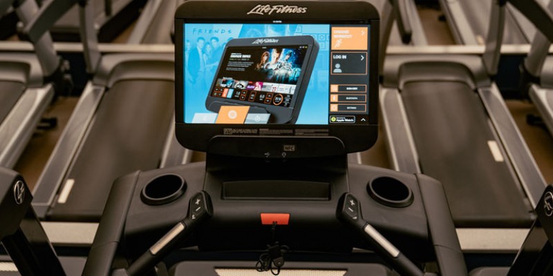 Виробник тренажерів Life Fitness